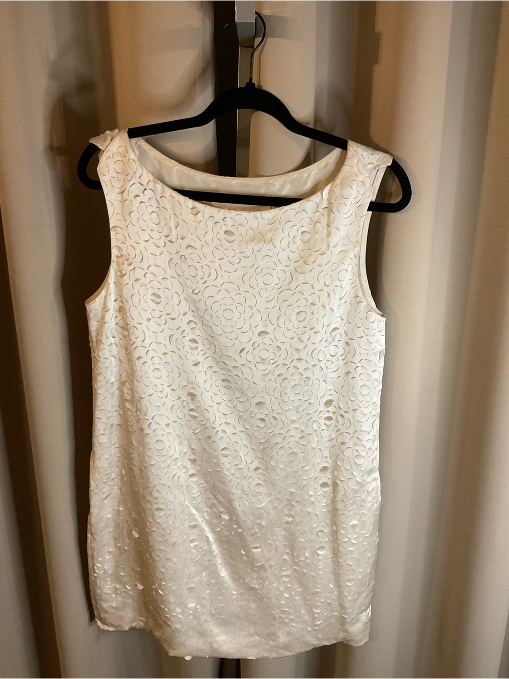 Y and kei Vintage Sleeveless White Floral etched mini dress.